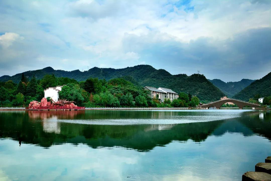 德泓咨詢干貨丨第八期：醫(yī)養(yǎng)康養(yǎng)課題 養(yǎng)老項(xiàng)目選址及開發(fā)模式
