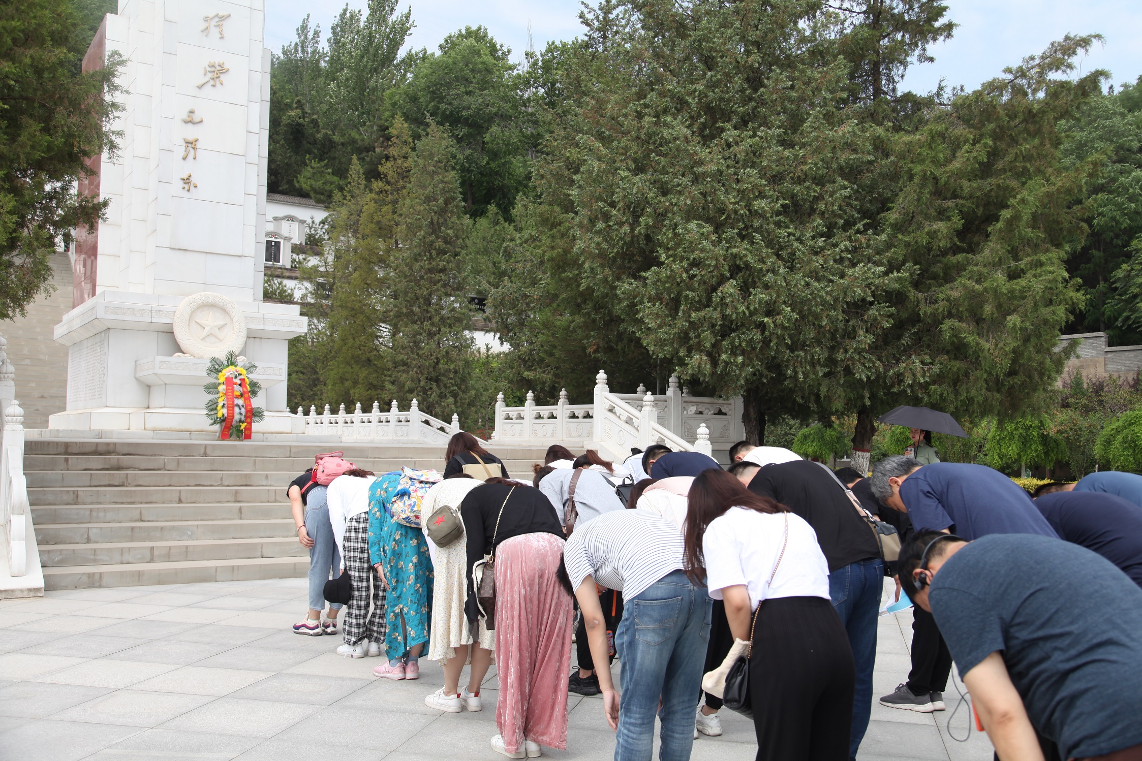 我心向黨 不負韶華 | 德泓咨詢建黨百年延安紅色之旅